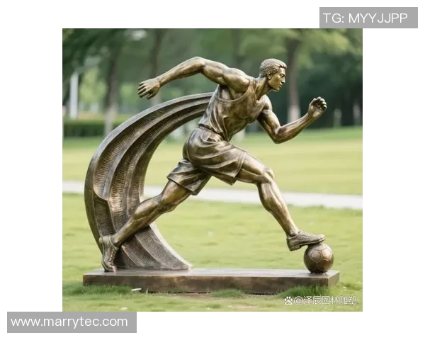 足球明星健美身材展示男性魅力与运动精神的完美结合